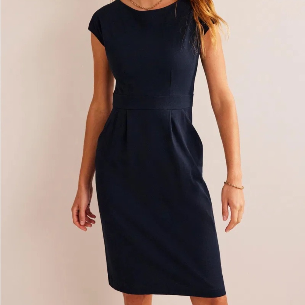 Boden florrie dress navy blue cotton pockets size 6 medium travel lightweight